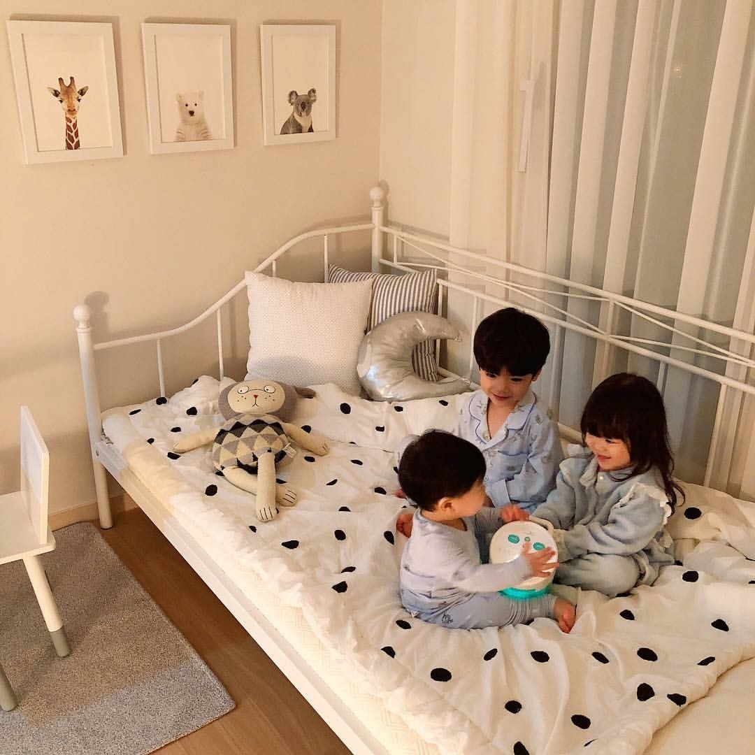 Nếu có dự định sinh con thứ, bố mẹ cần lưu ý những vấn đề tử vi và phong  thuỷ sau để gia đạo được "thuyền xuôi 1 dòng"