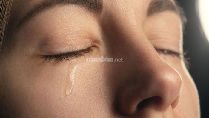 Khám phá ý nghĩa giấc mơ thấy mình khóc và con số may mắn đi kèm